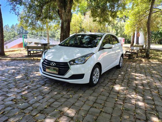 HYUNDAI HB20 1.0 COMFORT 12V FLEX 4P MANUAL